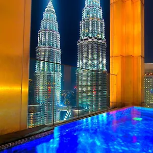 아파트 Crown Suites Tropicana Klcc Kuala Lumpur City Center, 쿠알라룸푸르